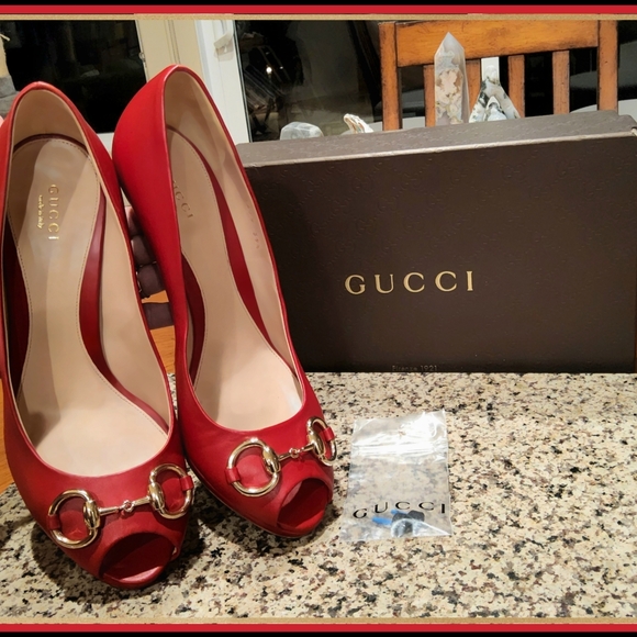 Gucci Nappa Leather "Charlotte" Heels in Tabasco Red - Picture 13 of 13
